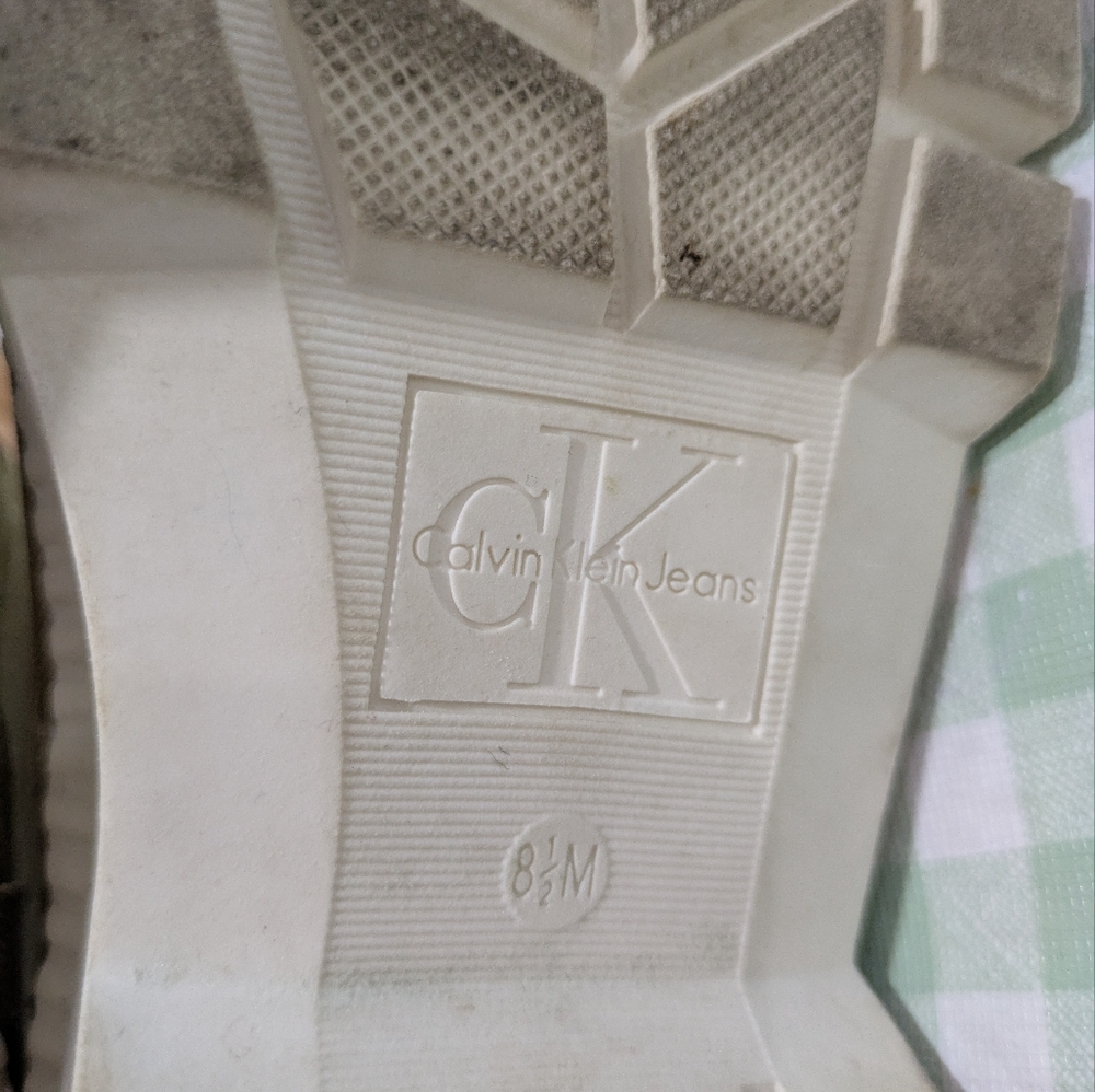 8 1/2 Tan Calvin Klein Burti Boot - Picture 7 of 9